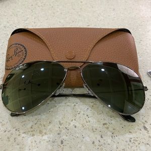 Ray Ban Black Aviators